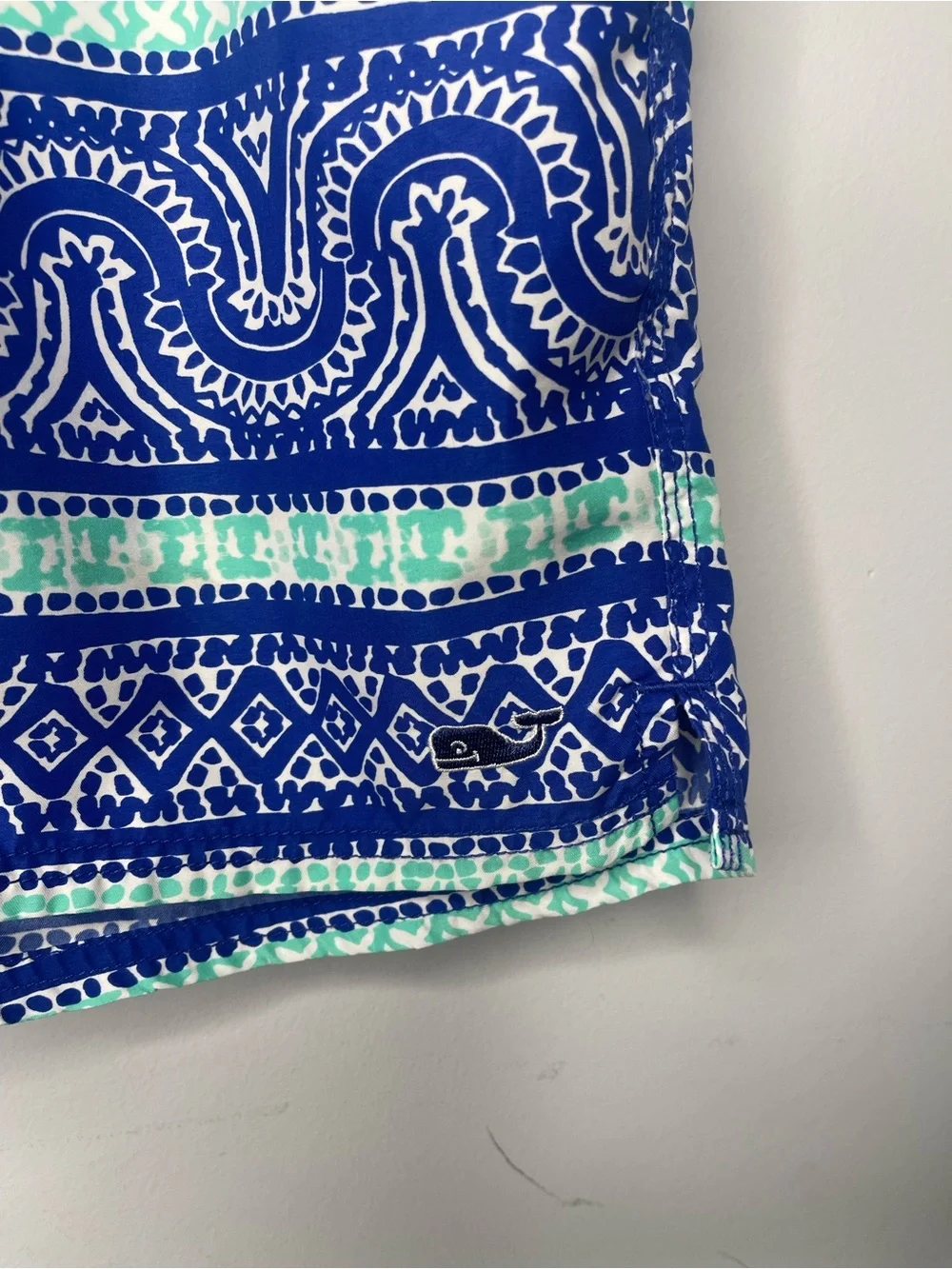 Vineyard Vines Blue and Green Pattern Swim Trunks (Medium)